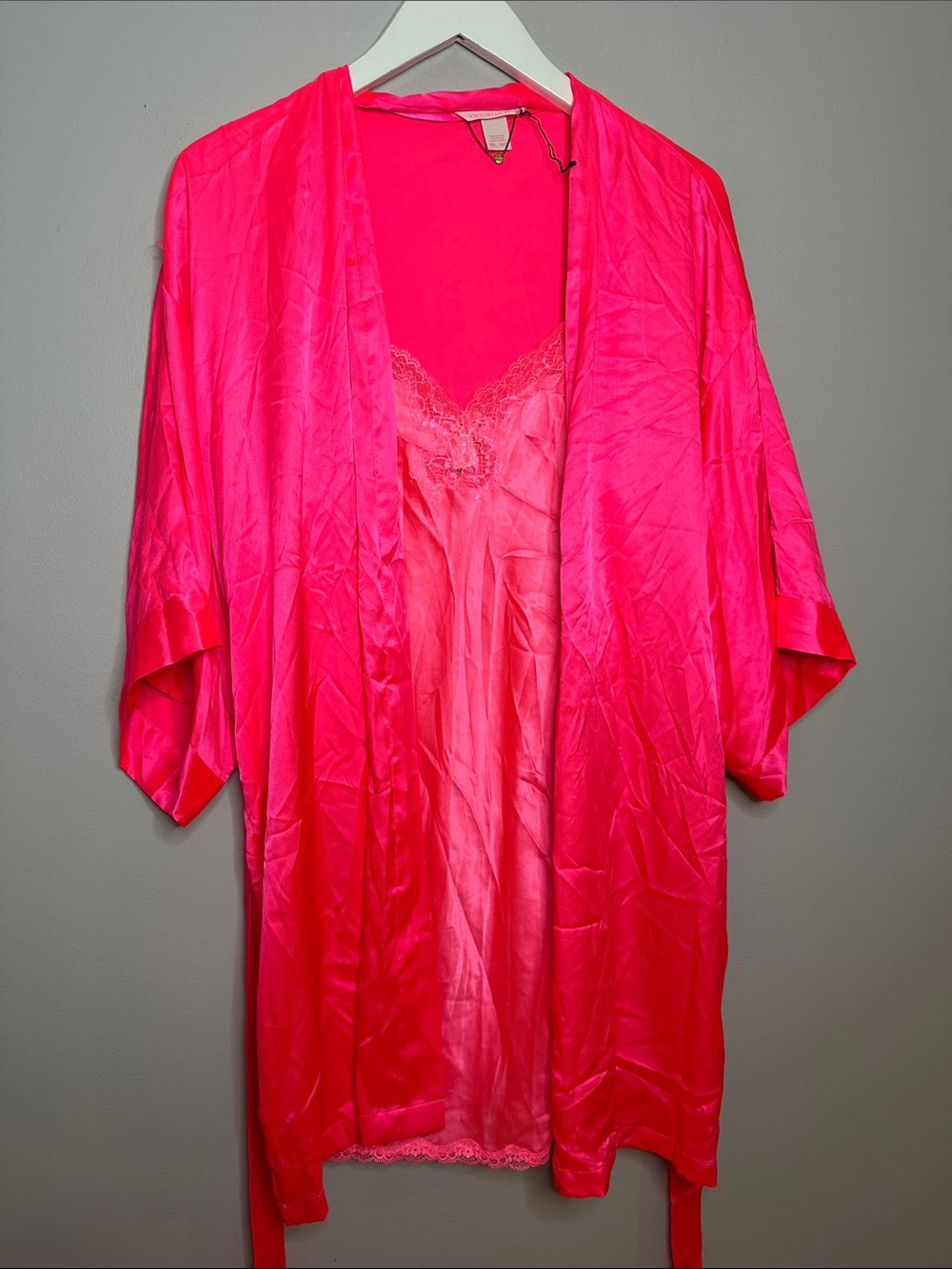 Victoria’s Secret Hot Pink Satin Robe and Chemise Set size M/L